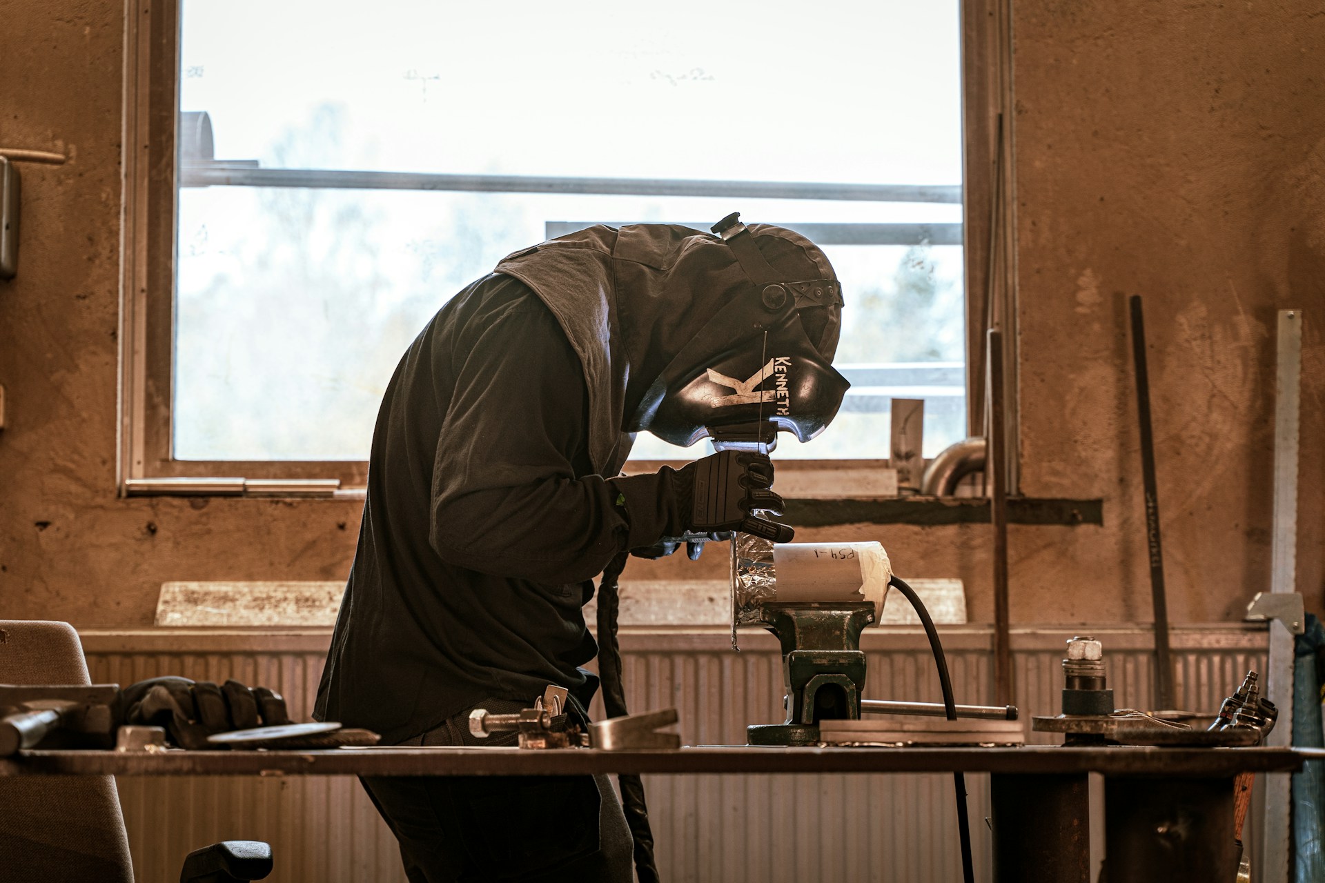 You are currently viewing Welding Jobs in Massillon, Ohio — Local Hiring and Career Tips